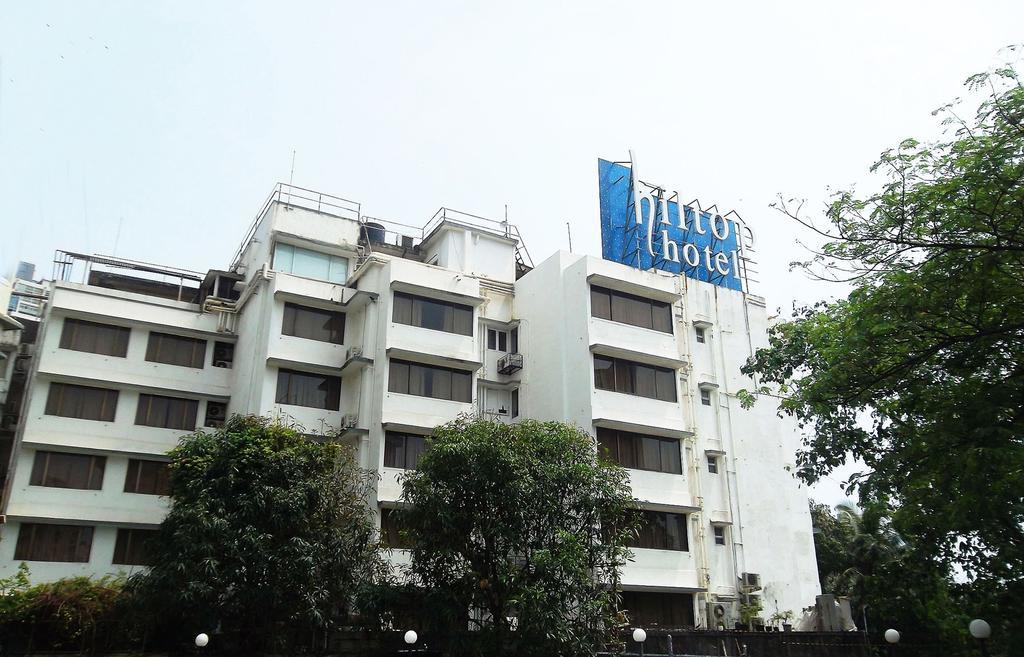 Hiltop Hotel Мумбаи Экстерьер фото